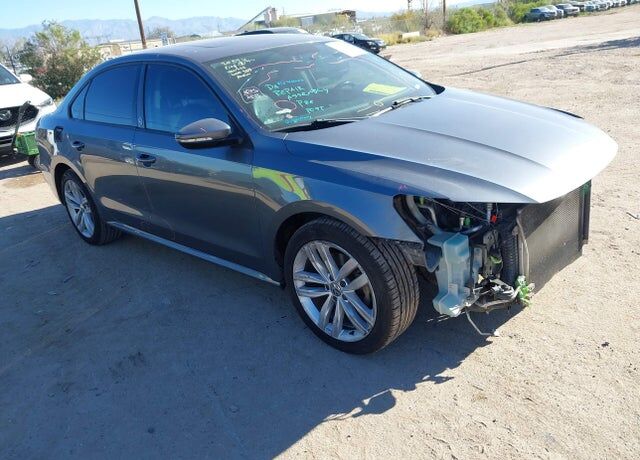 2019 VOLKSWAGEN Passat