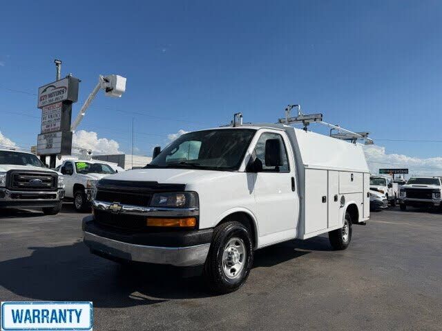 2021 CHEVROLET Express