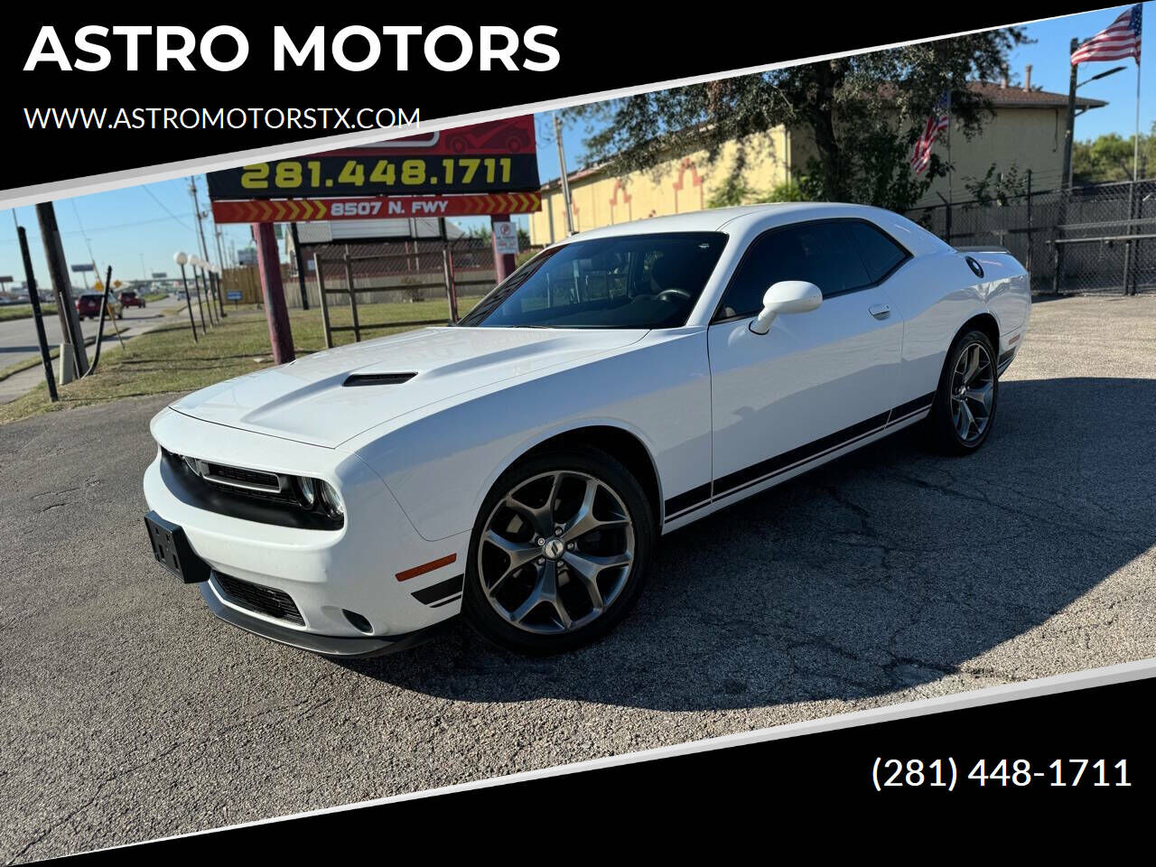 2017 DODGE Challenger