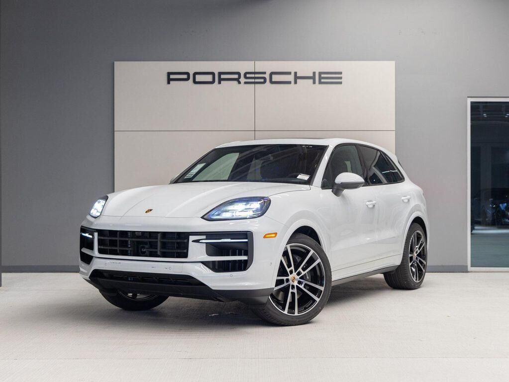 2026 PORSCHE Cayenne