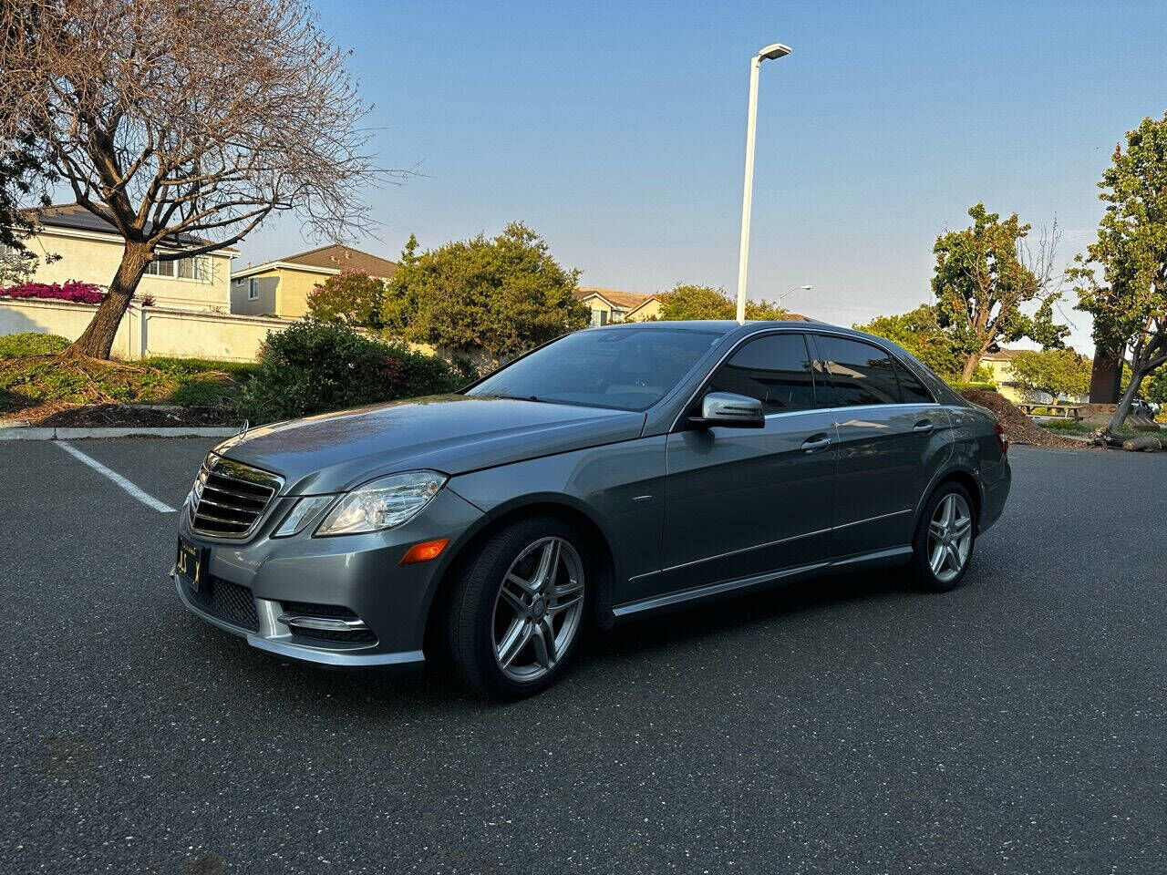 2012 MERCEDES-BENZ E-Class