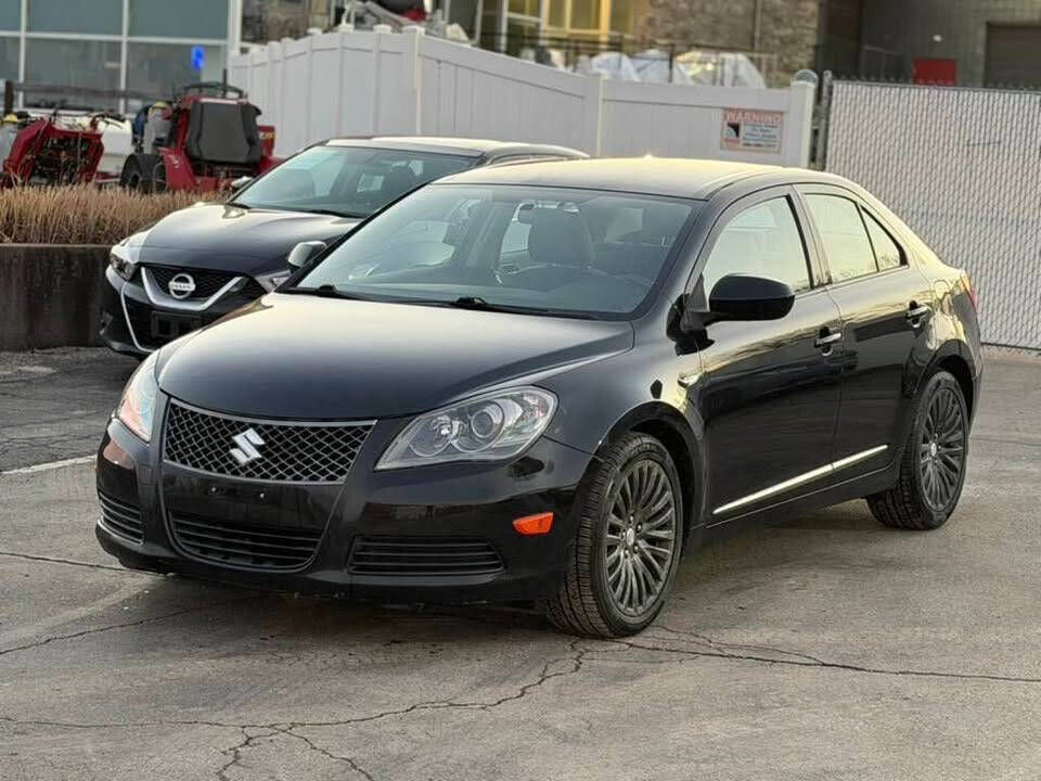 2011 SUZUKI Kizashi