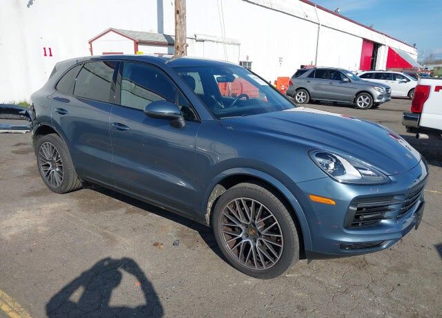 2020 PORSCHE Cayenne