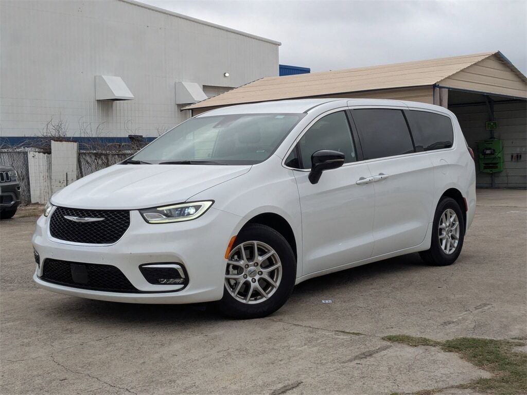 2025 CHRYSLER Pacifica