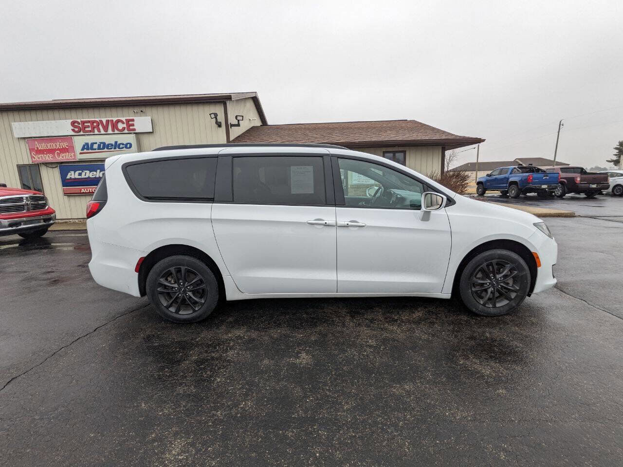 2020 CHRYSLER Pacifica