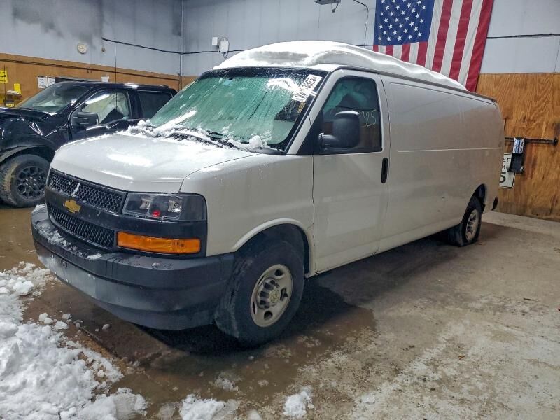 2023 CHEVROLET Express