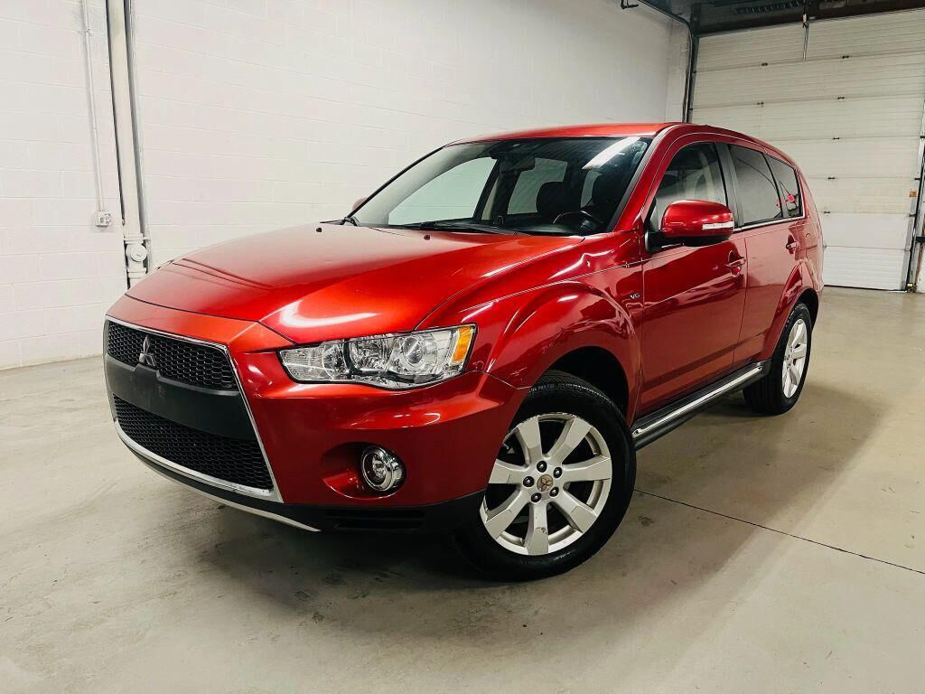 2013 MITSUBISHI Outlander