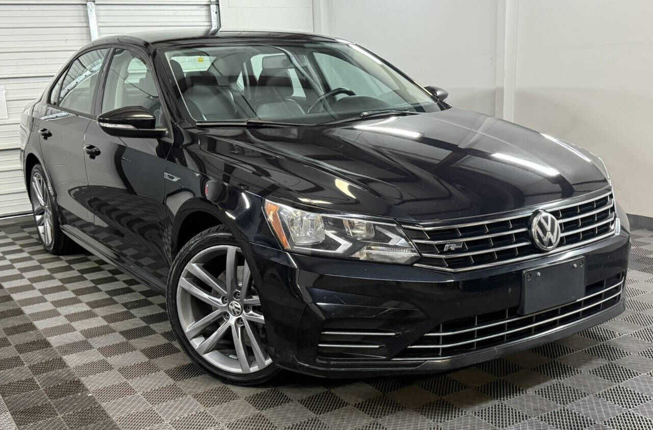 2018 VOLKSWAGEN Passat