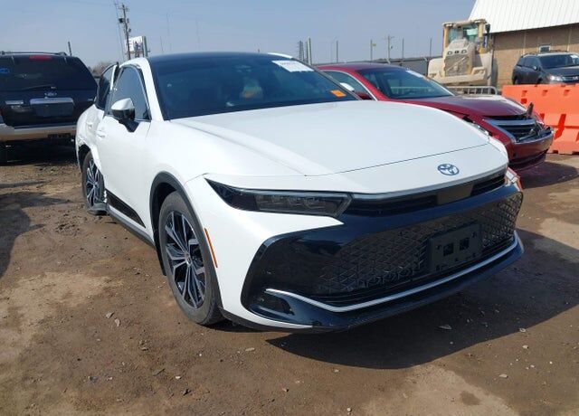 2024 TOYOTA CROWN