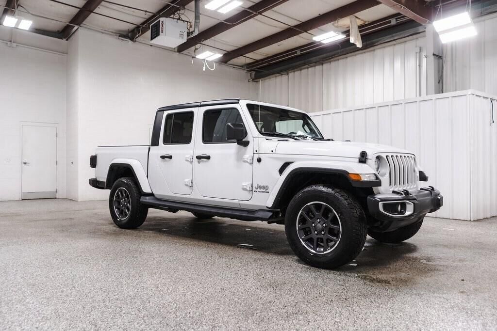 2021 JEEP Gladiator