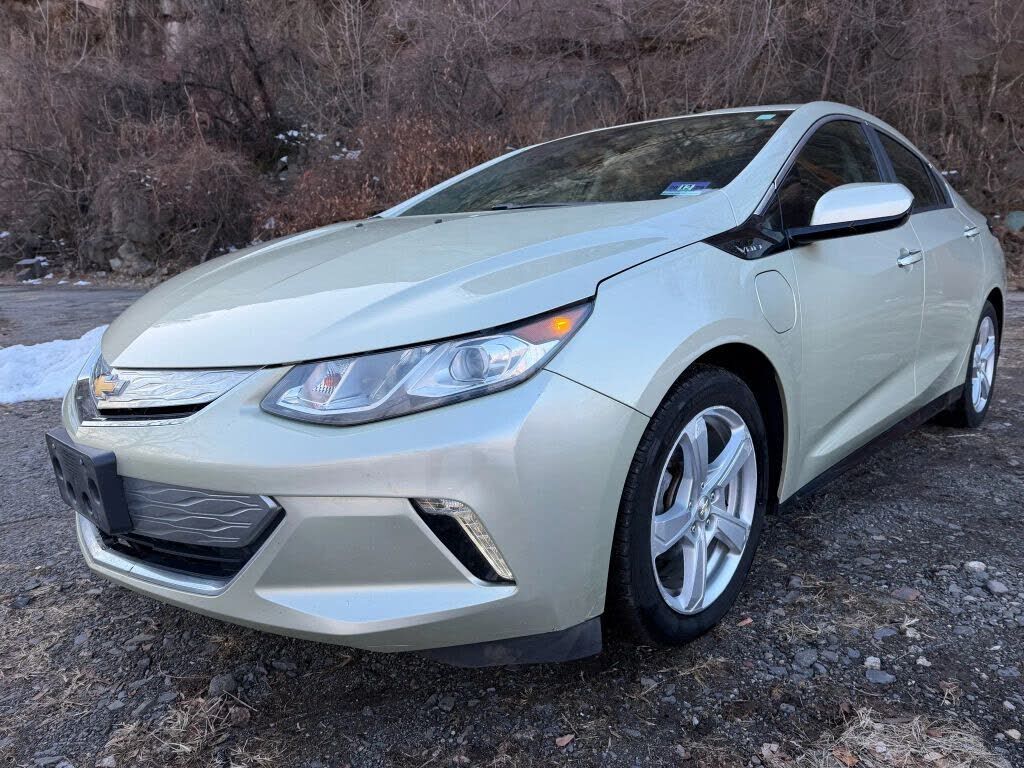 2017 CHEVROLET Volt