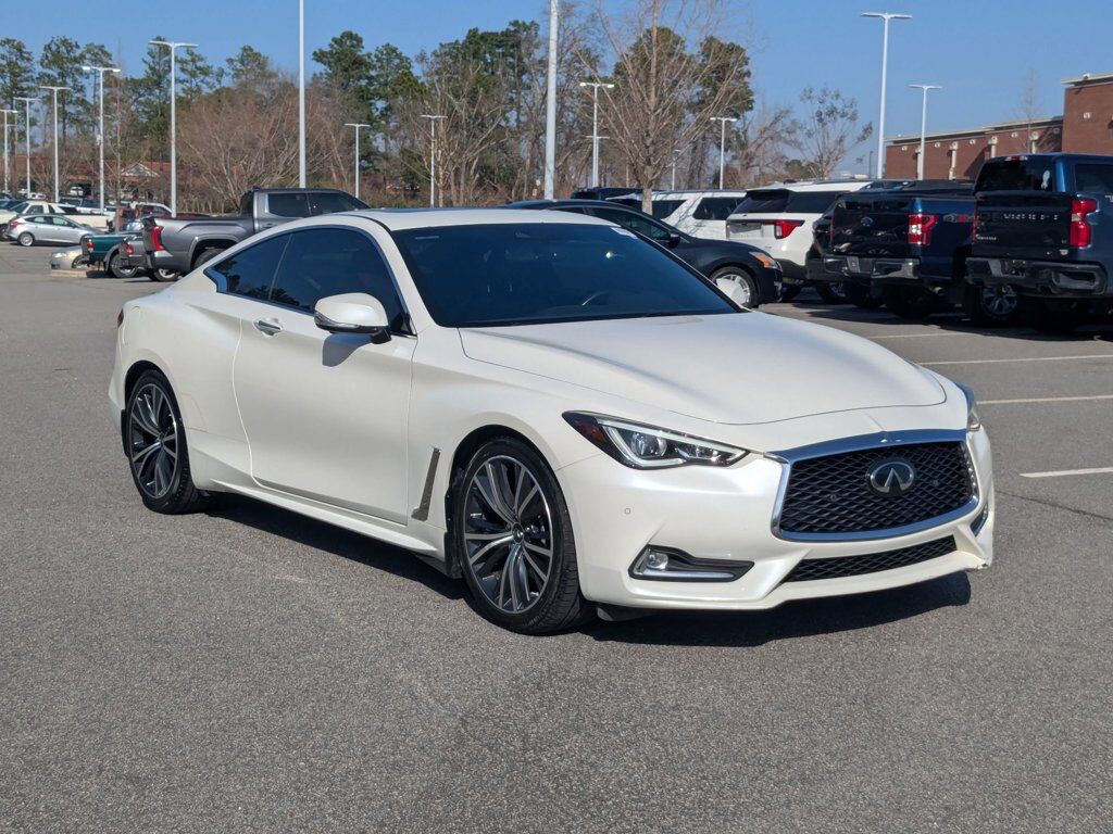 2022 INFINITI Q60