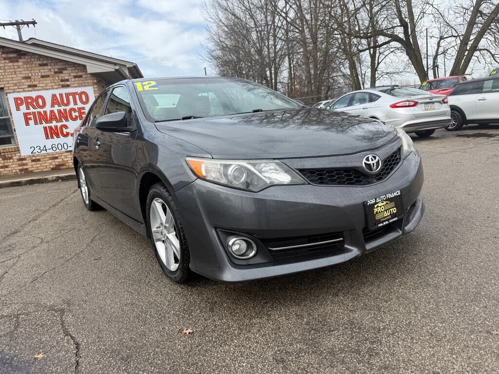 2012 TOYOTA Camry