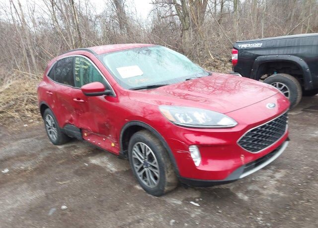2020 FORD Escape