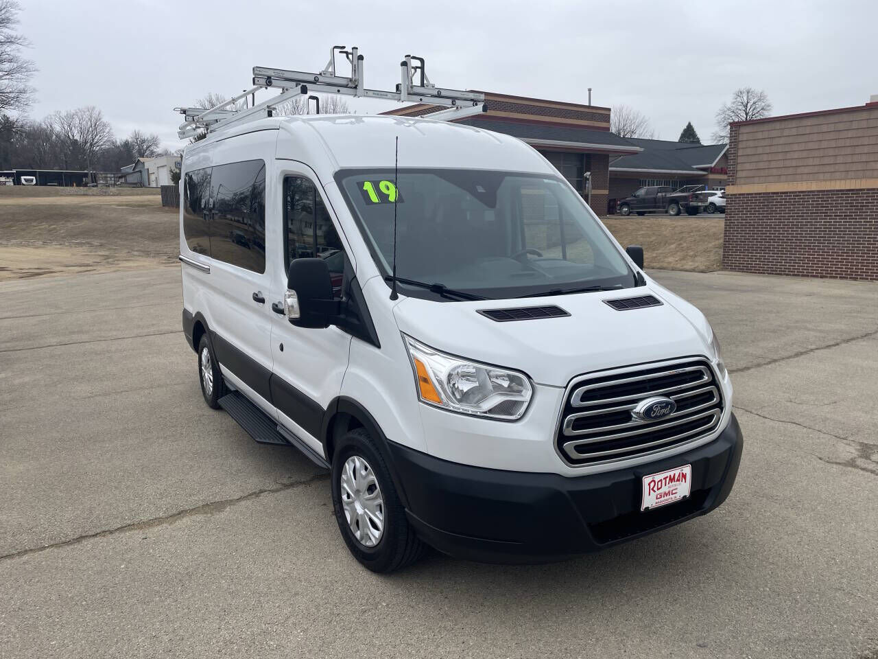 2019 FORD Transit