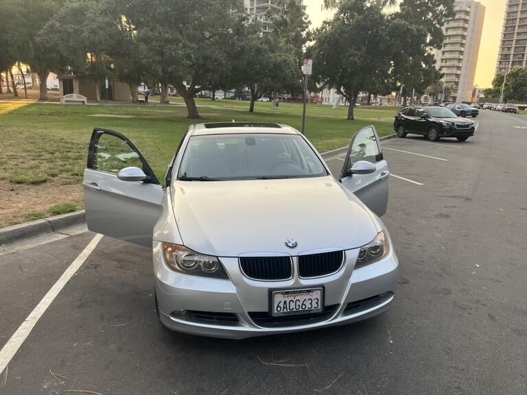 BMW 328i