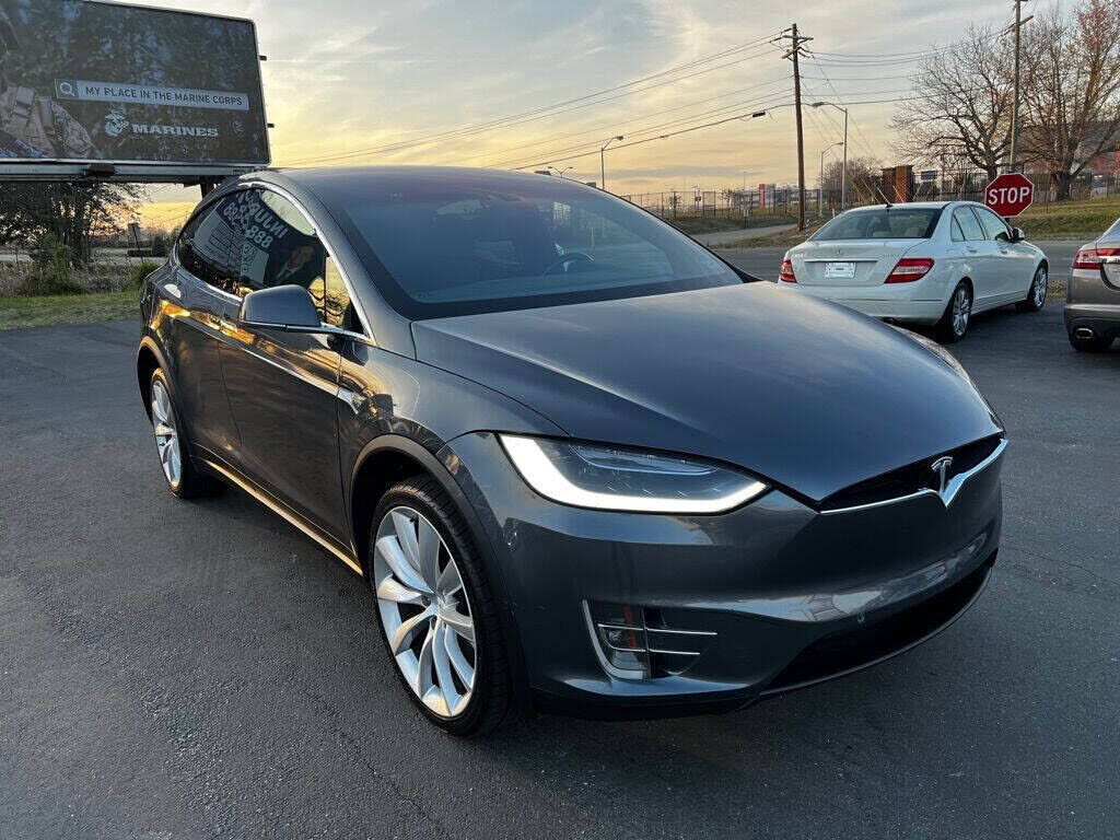 2016 TESLA Model X