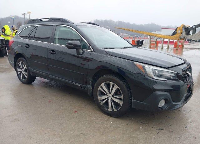 2018 SUBARU Outback