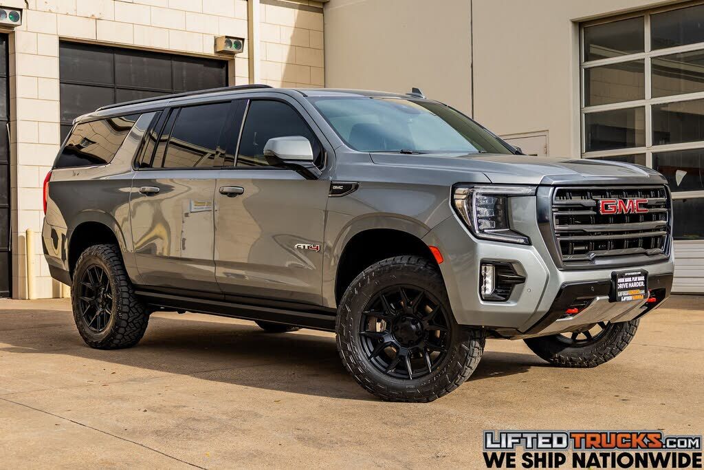 2023 GMC Yukon XL