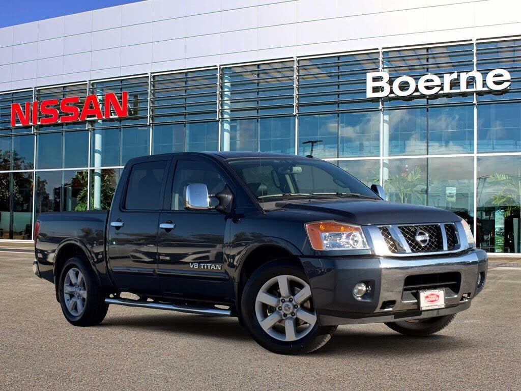 2015 NISSAN Titan