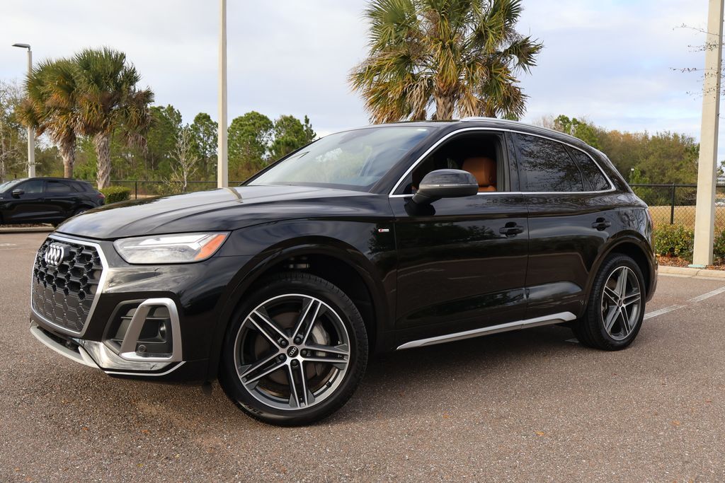 2023 AUDI Q5 e