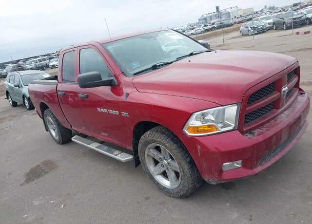 2012 DODGE Ram