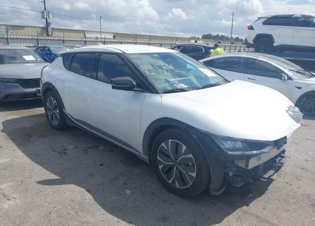 2022 KIA EV6
