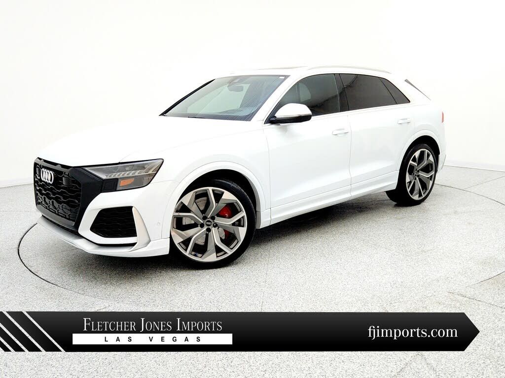 2022 AUDI RS Q8
