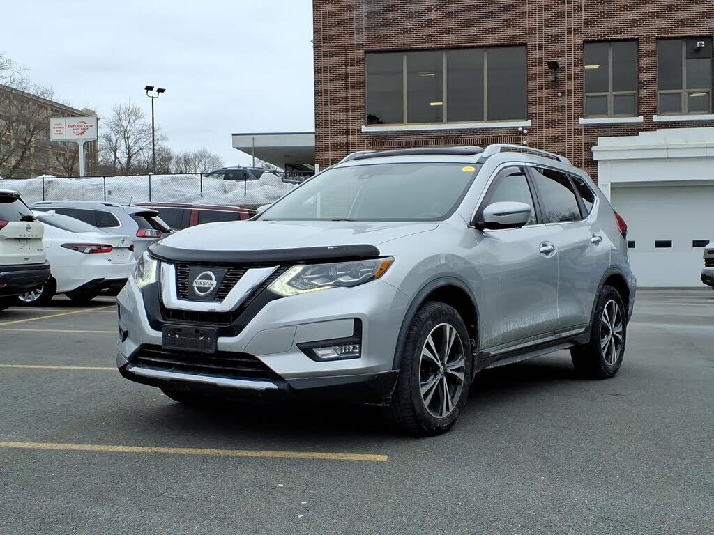 2017 NISSAN Rogue