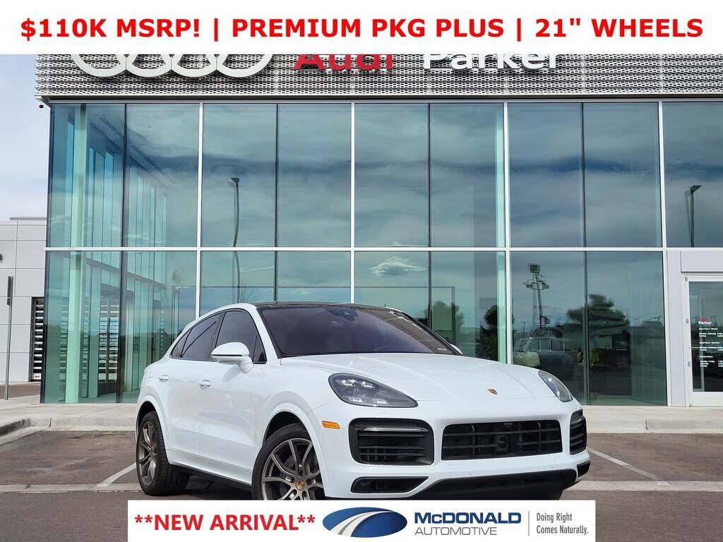 2022 PORSCHE Cayenne