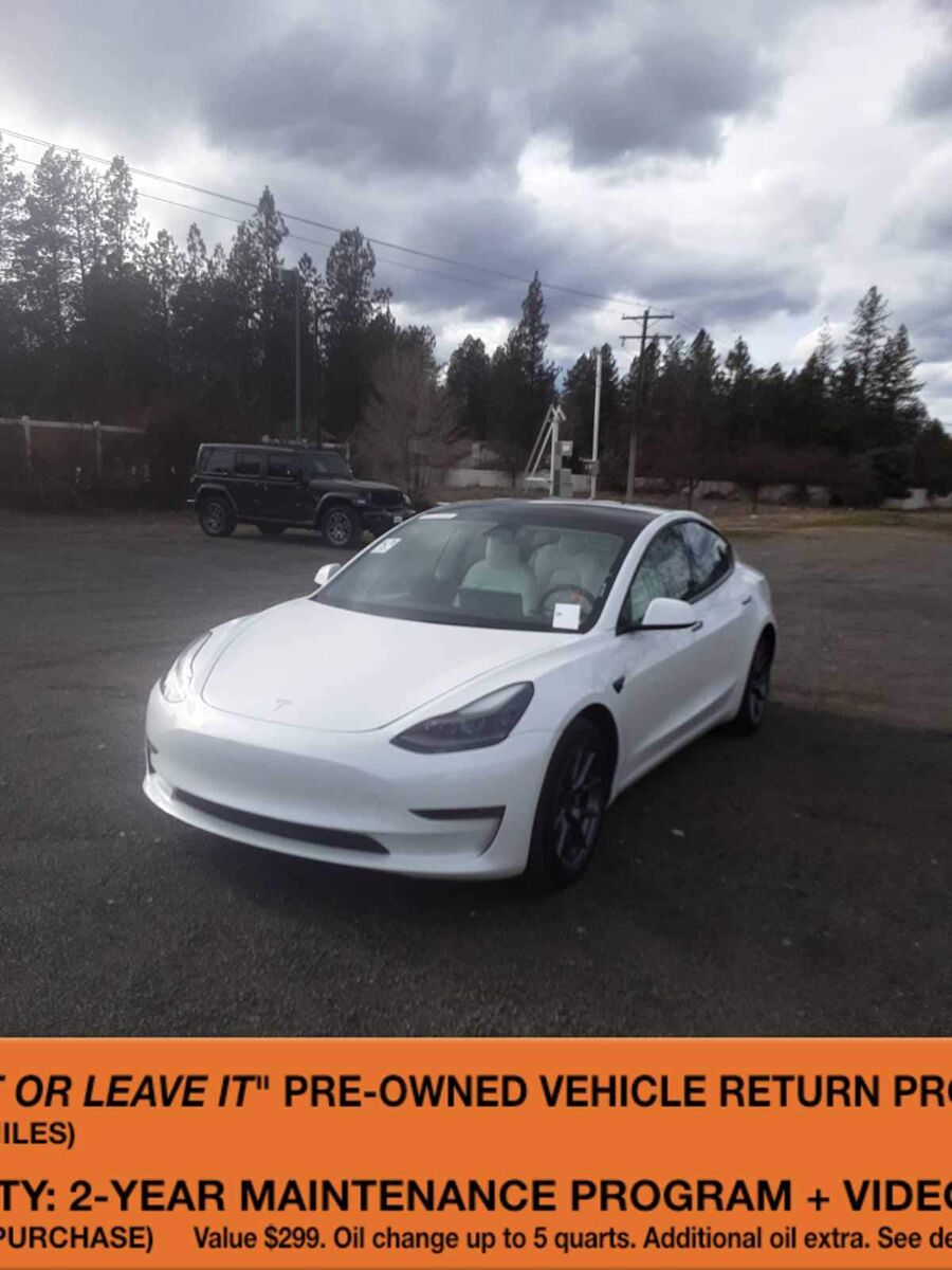 2022 TESLA Model 3