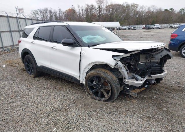 2024 FORD Explorer