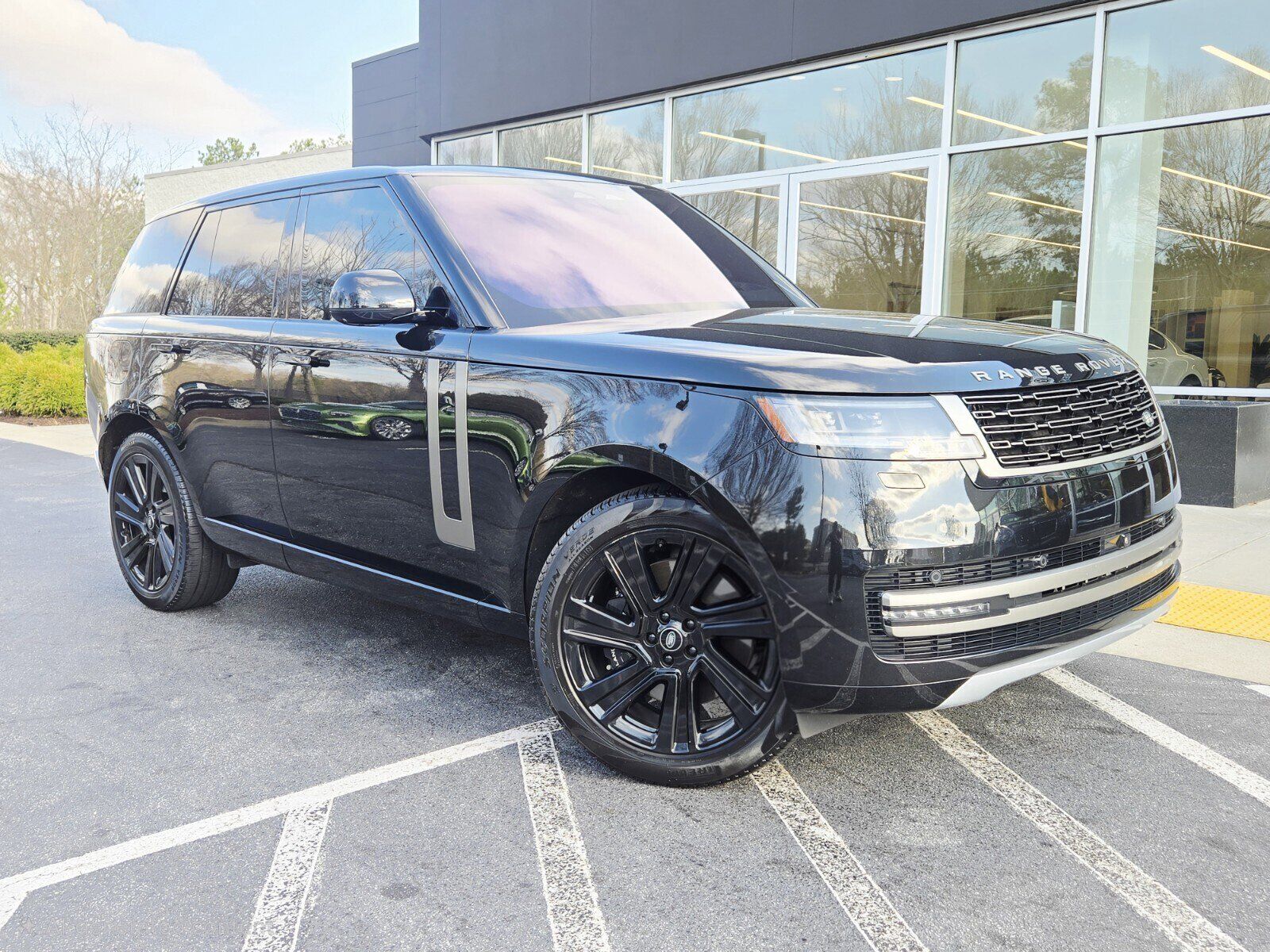 2023 LAND ROVER New Range Rover