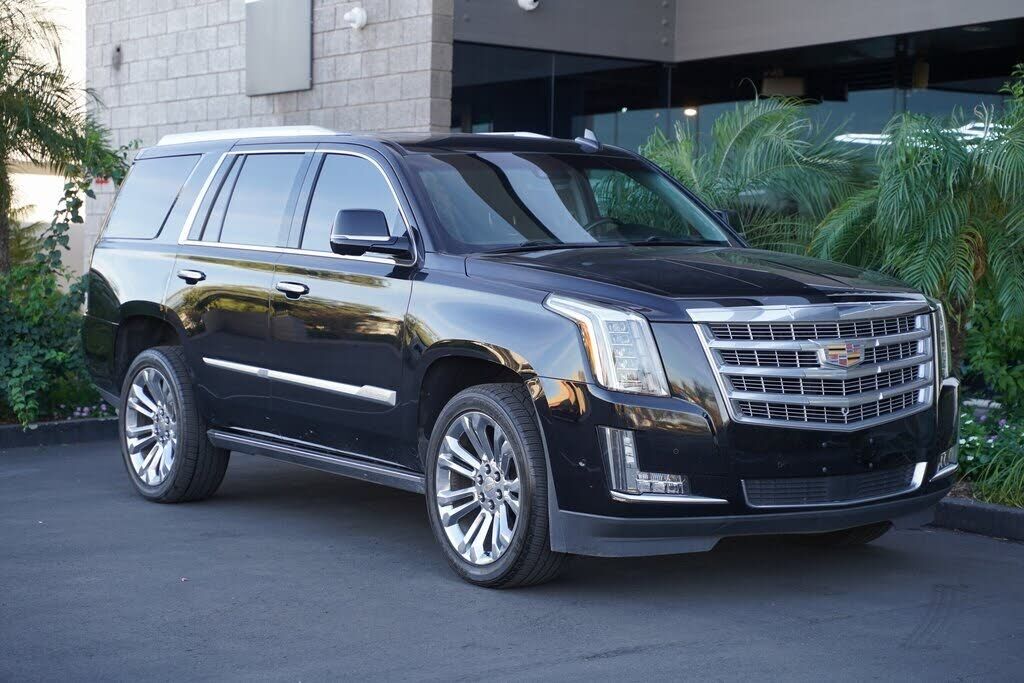 2019 CADILLAC Escalade