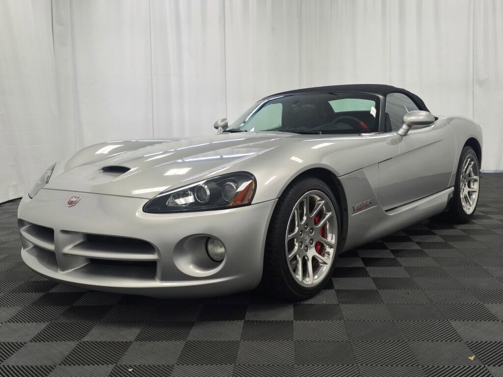 2005 DODGE Viper