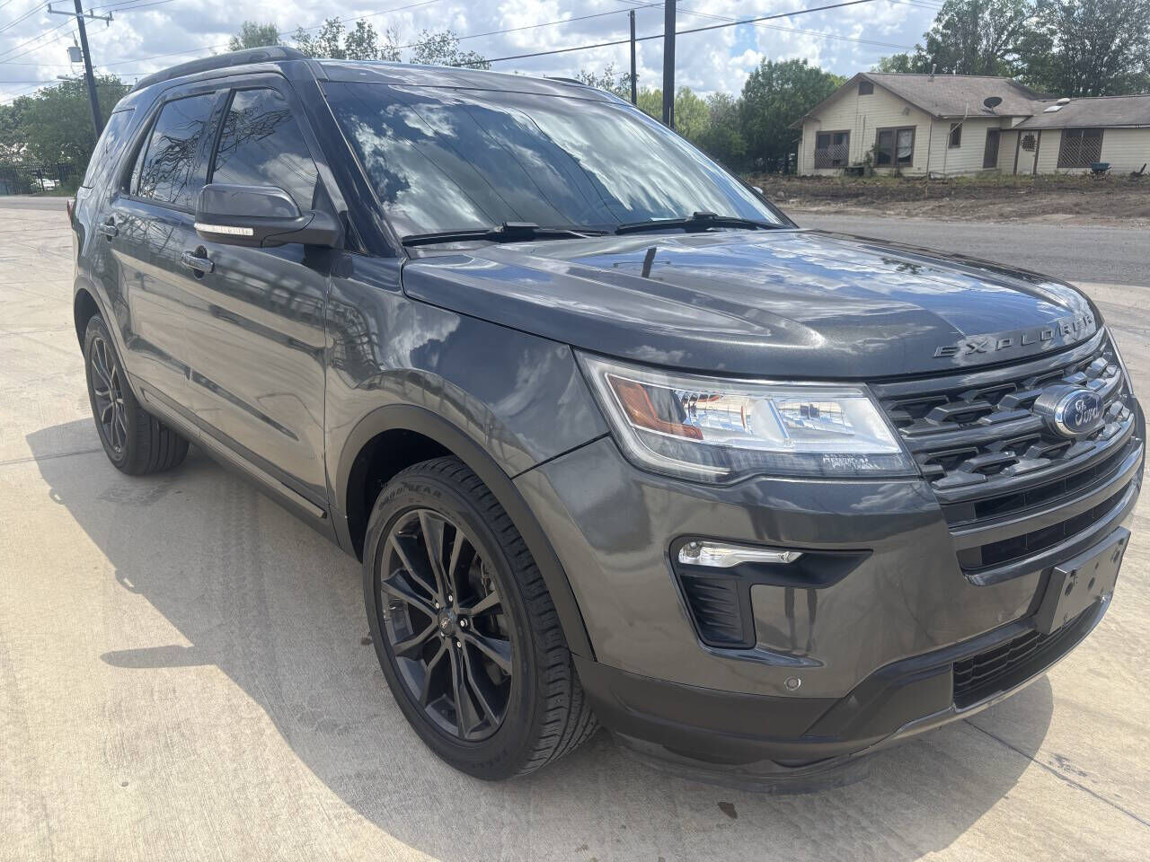 2019 FORD Explorer
