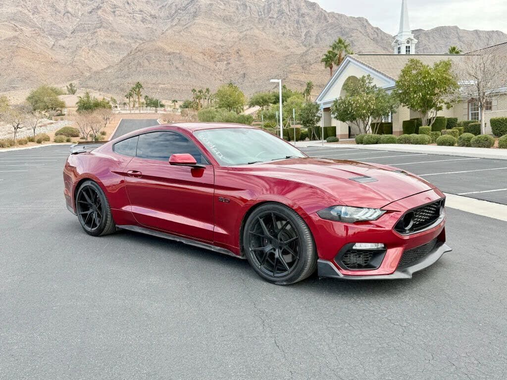 2019 FORD Mustang