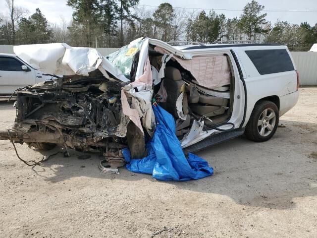 2016 CHEVROLET Suburban