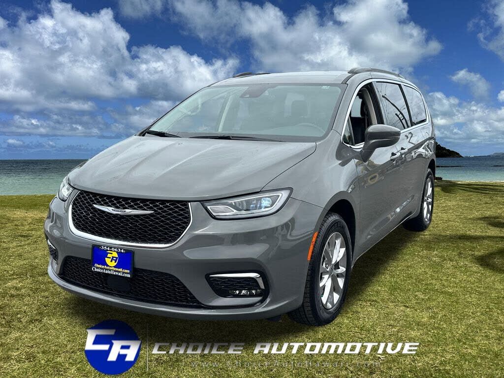 2022 CHRYSLER Pacifica