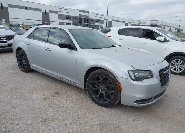 2020 CHRYSLER 300