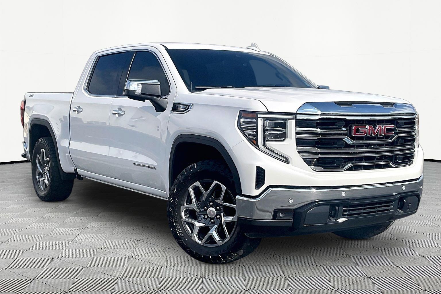 2024 GMC Sierra