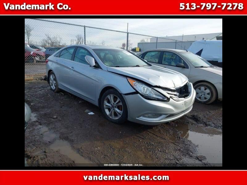 2013 HYUNDAI Sonata