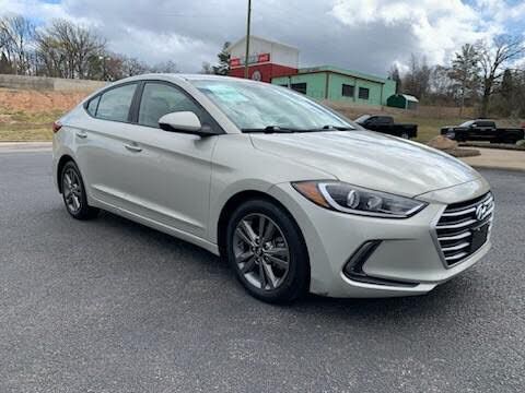 2018 HYUNDAI Elantra