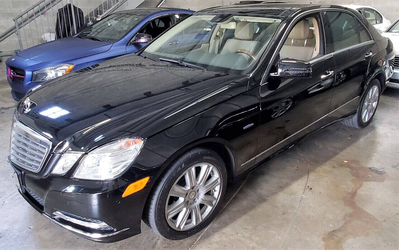 2012 MERCEDES-BENZ E-Class