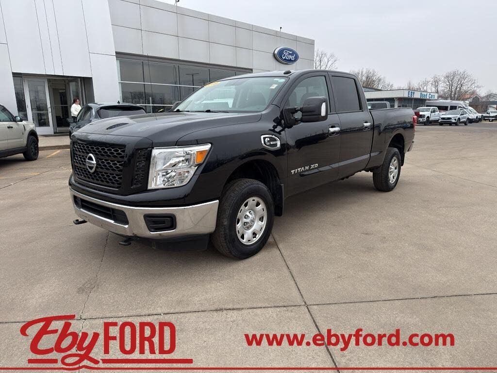 2019 NISSAN Titan