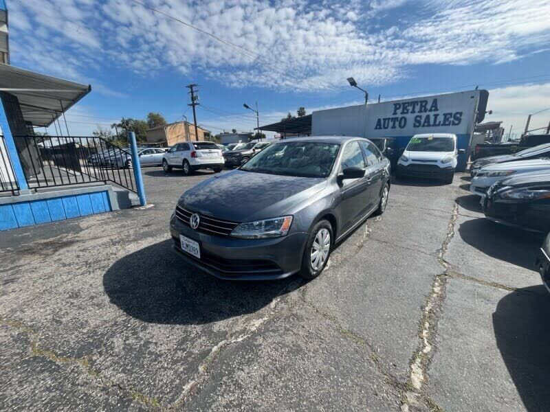 2016 VOLKSWAGEN Jetta