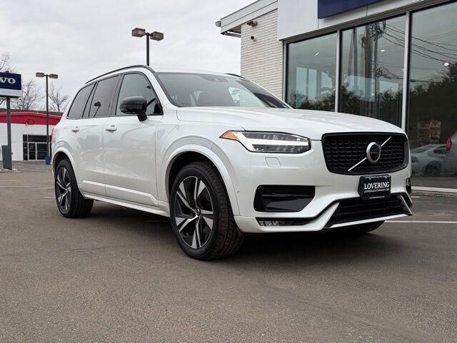 2021 VOLVO XC90