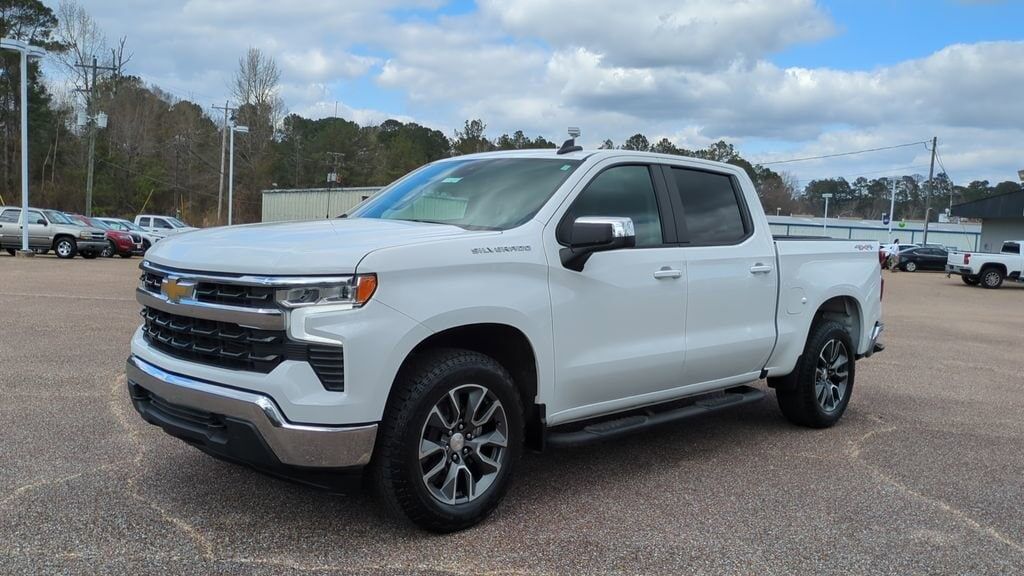 2023 CHEVROLET Silverado