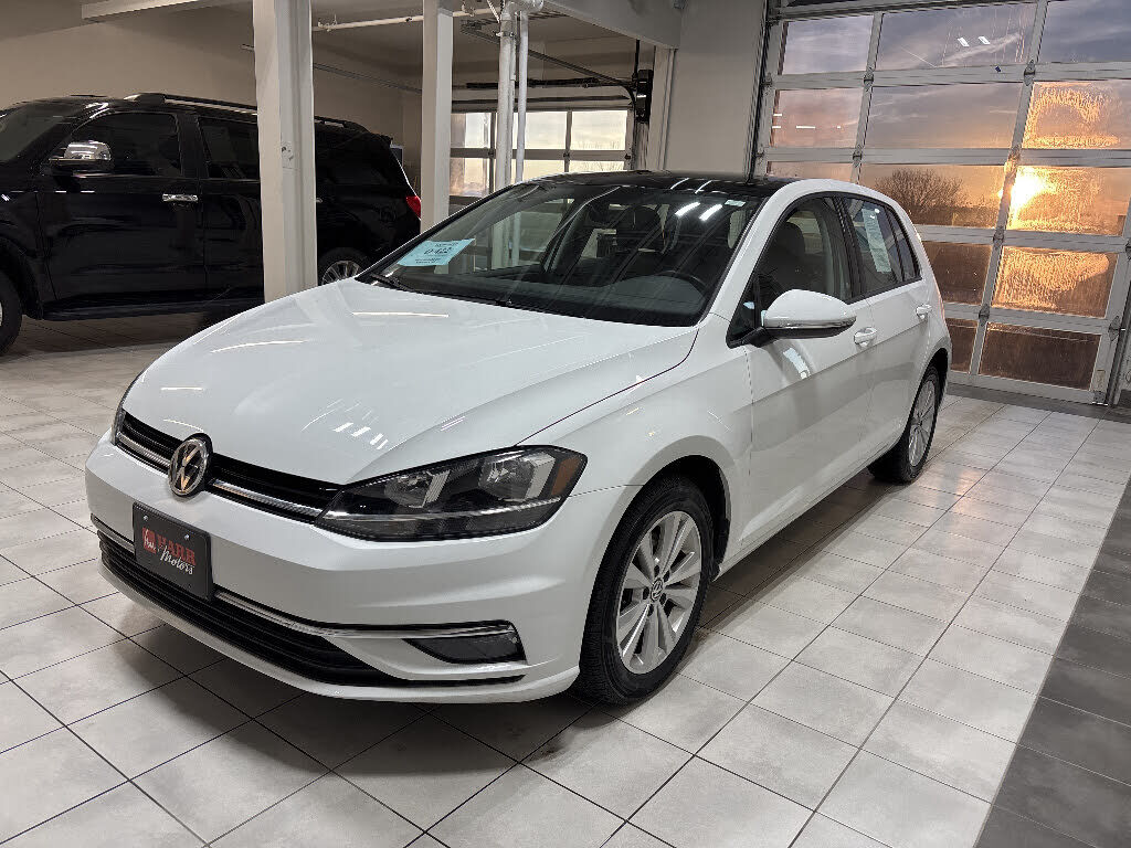 2019 VOLKSWAGEN Golf