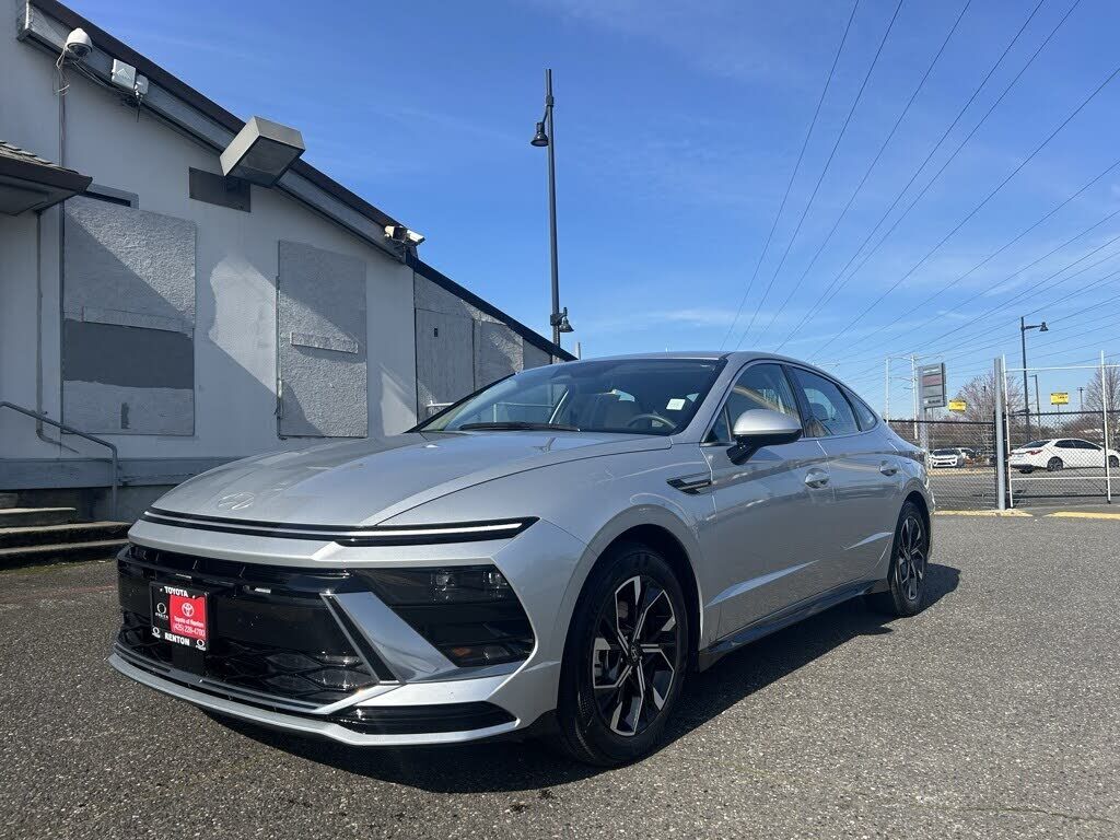 2025 HYUNDAI Sonata
